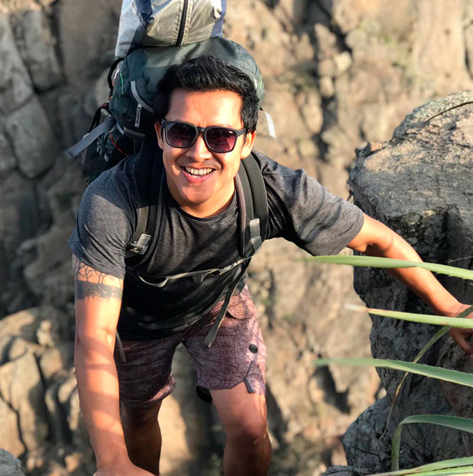 Roly Vásquez